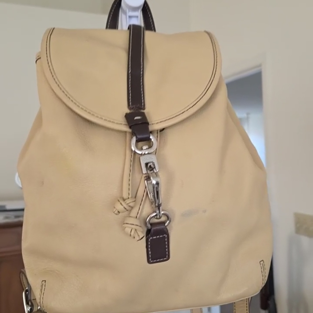 Coach Beige Leather Drawstring Backpack with Dark… - image 2
